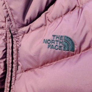 The North Face puffer vest (Women) maroon/purple